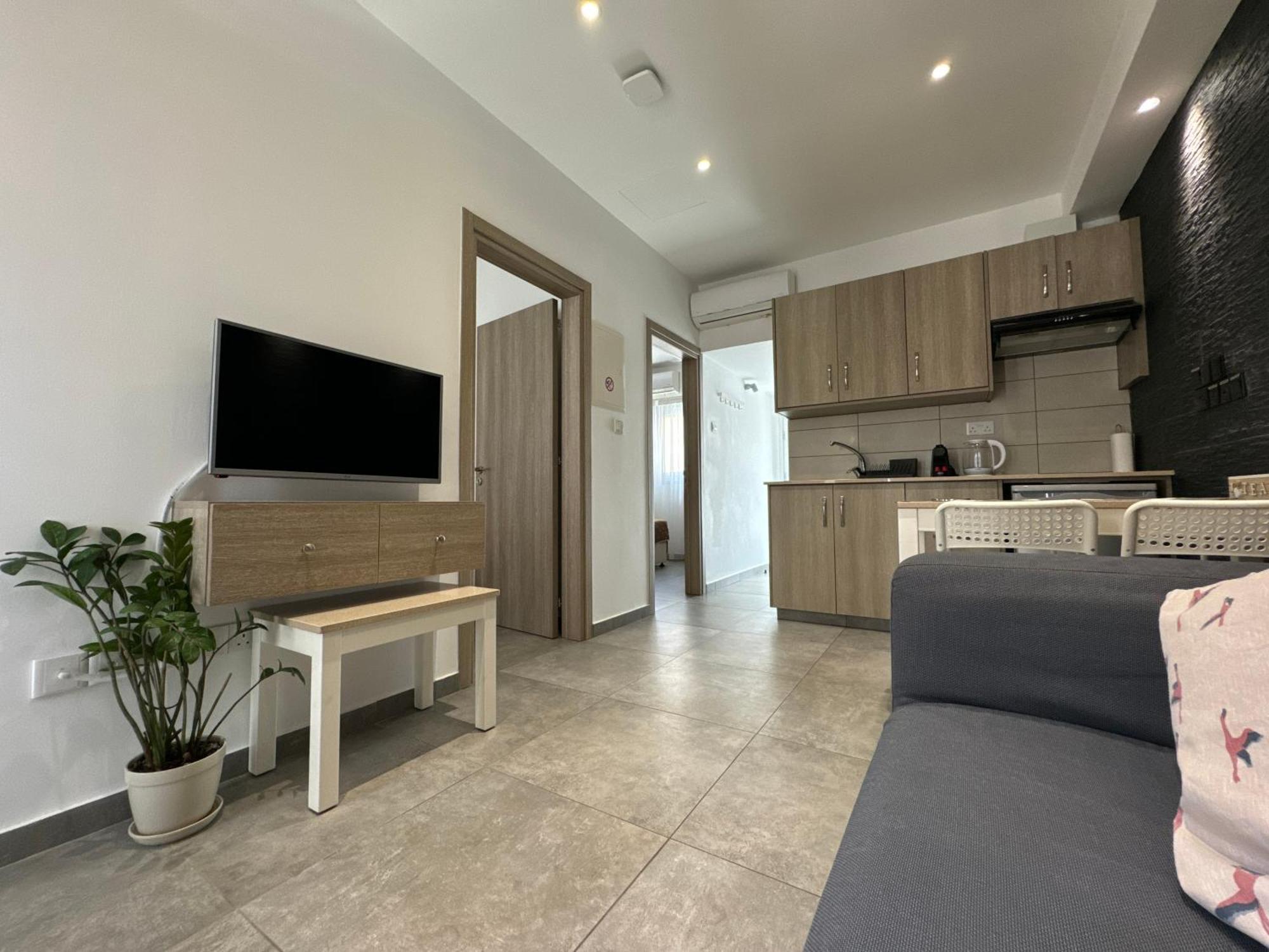Topikos Apartments Ayia Napa Exteriör bild