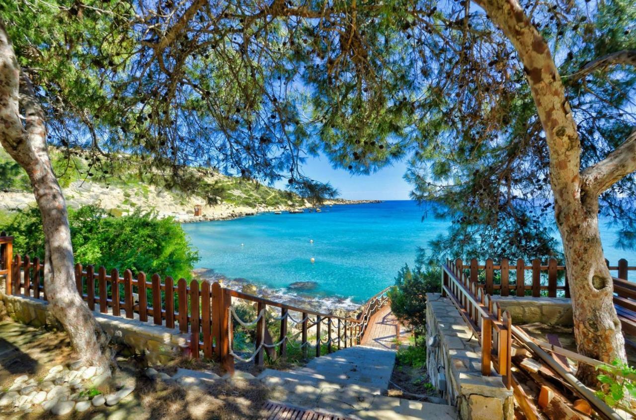 Topikos Apartments Ayia Napa Exteriör bild